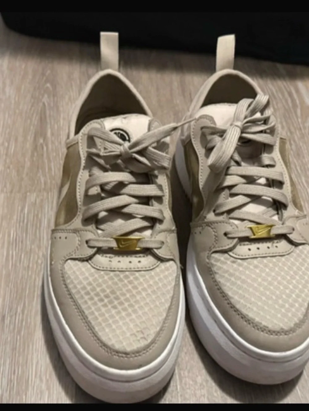 Nike Women’s Beige Low-Top Sneakers